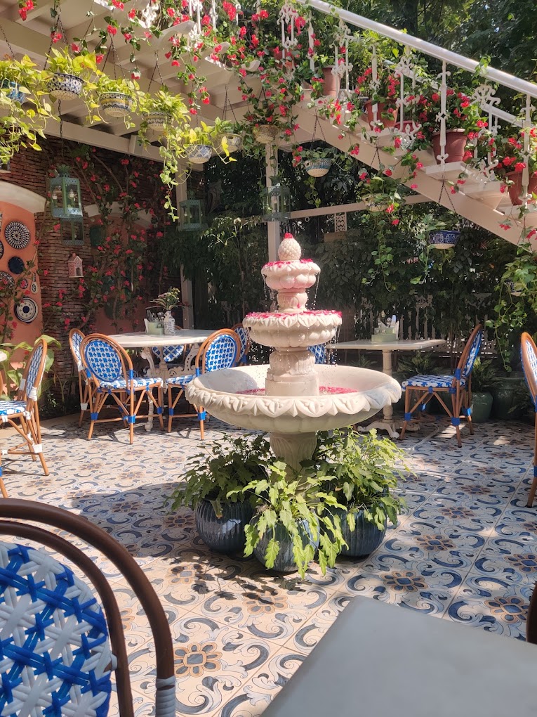 Credit: Google Business Profile, Gardin Café, Anand Lok