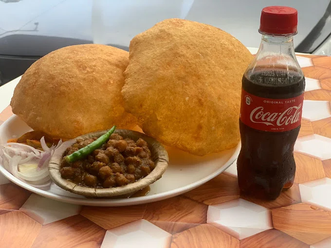 Om Corner Karol Bagh