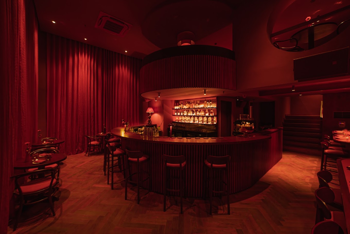 Credit: Google Business Profile, Red, Vasant Kunj